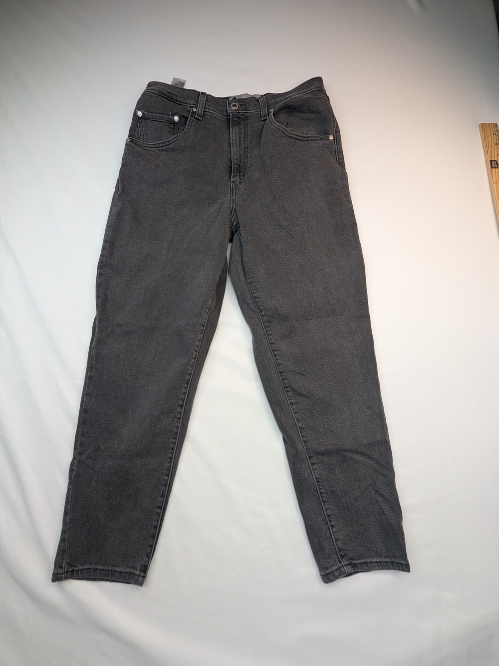 Levi’s SilverTab Gray Mom Jeans High Rise Relaxed Fit Size W30 L27